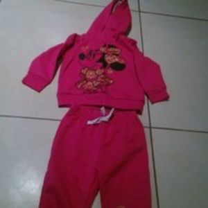 NWOT Minnie Mouse Outfit